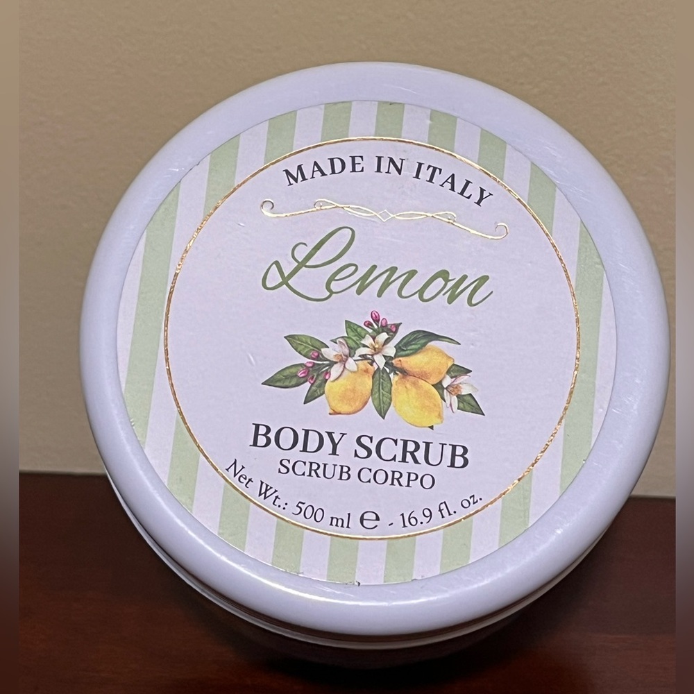 Lemon Body Scrub - Picture 2 of 4